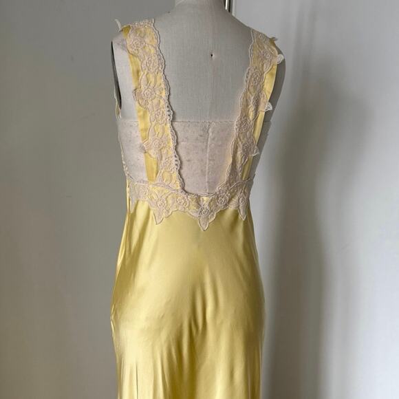 Rumored Venice Maxi Dress size M - Picture 7 of 7
